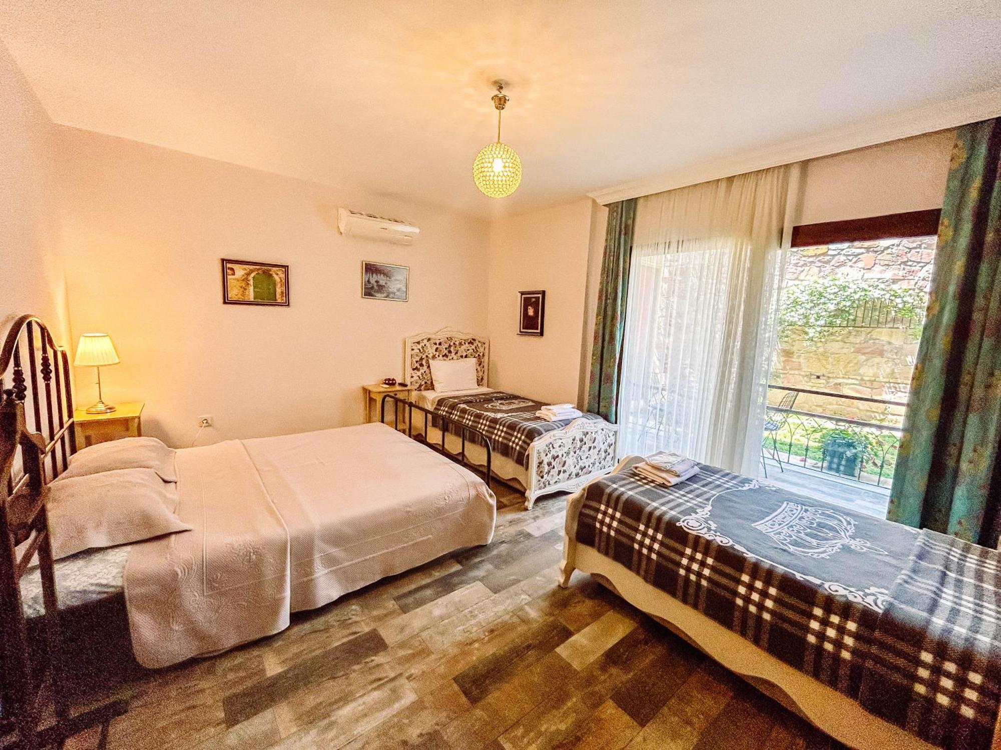 Niluefer Butik Otel (Adults Only) Ayvalı エクステリア 写真